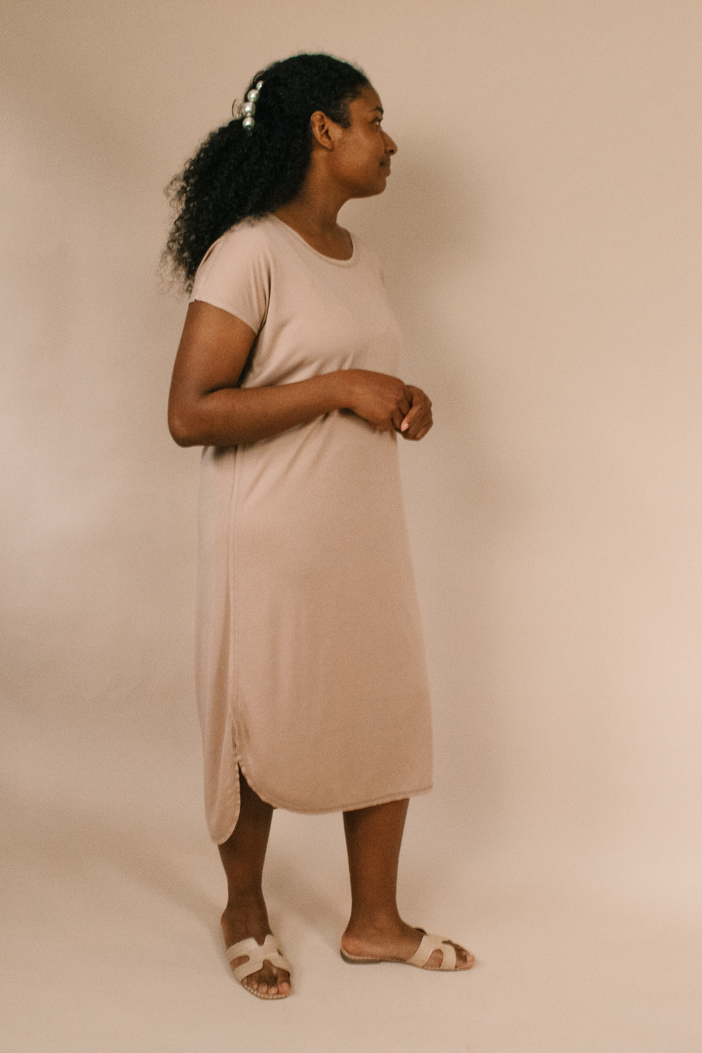 Lizzi High-Low Midi Dress - Tan