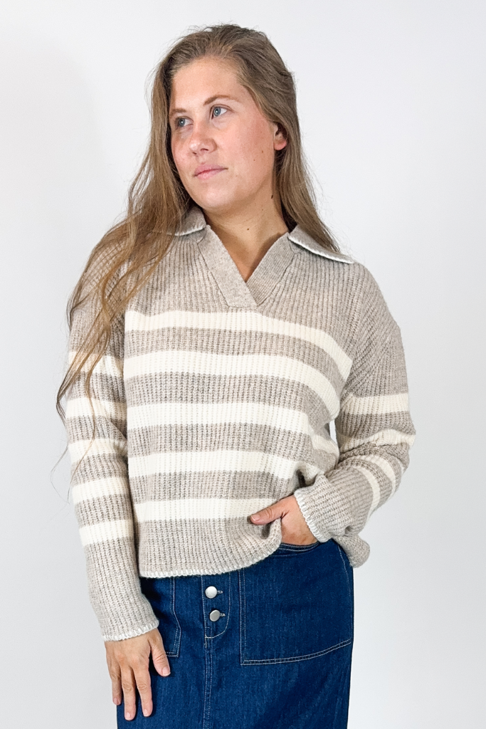 Amelia Collard Knit Sweater - Cream/Beige